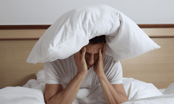 A sturdy bed frame eliminates sleep-disturbing noise